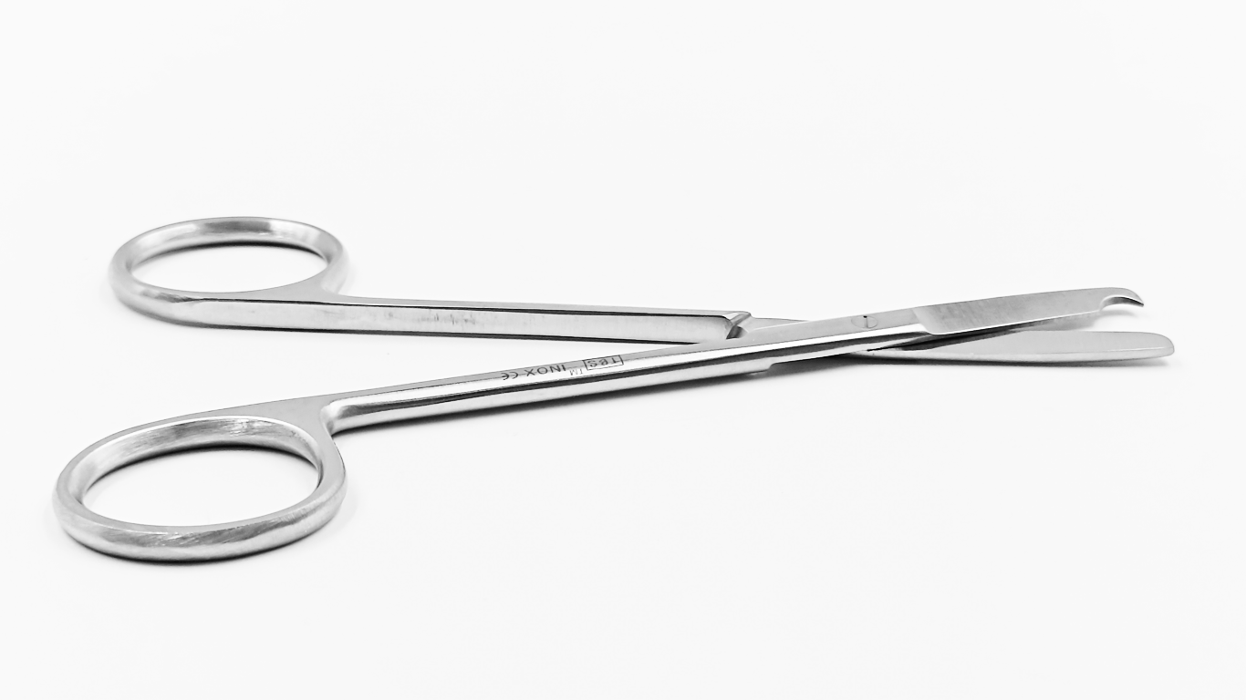 Suture Scissors 23-015