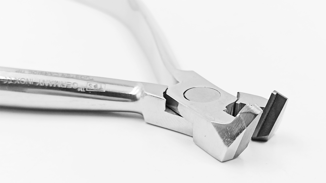 Pinza Corte Distal