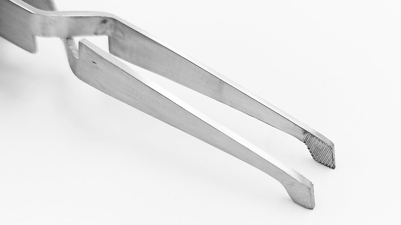 Straight Forceps for Placing Brackets