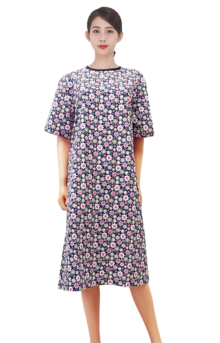 Patient Nightgown with Daisy Print