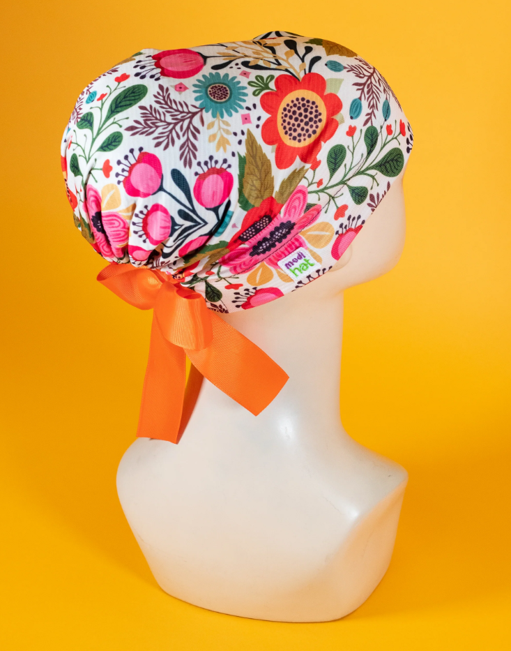 Gorro Dama Flores Collage